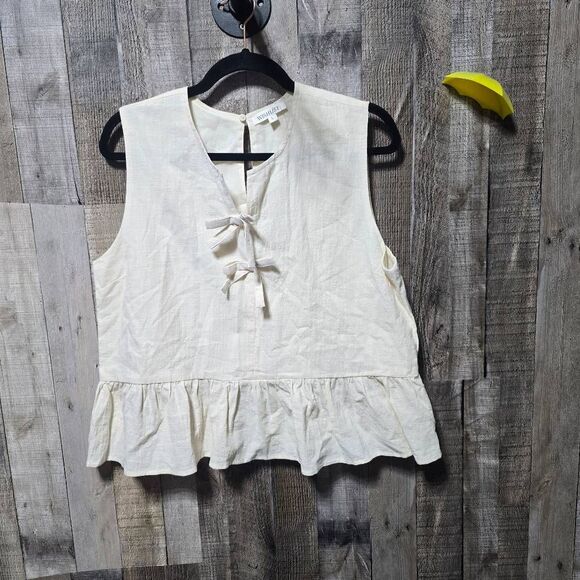 Wishlist Bow Beep Cream Peplum Tank Top - Picture 2 of 6